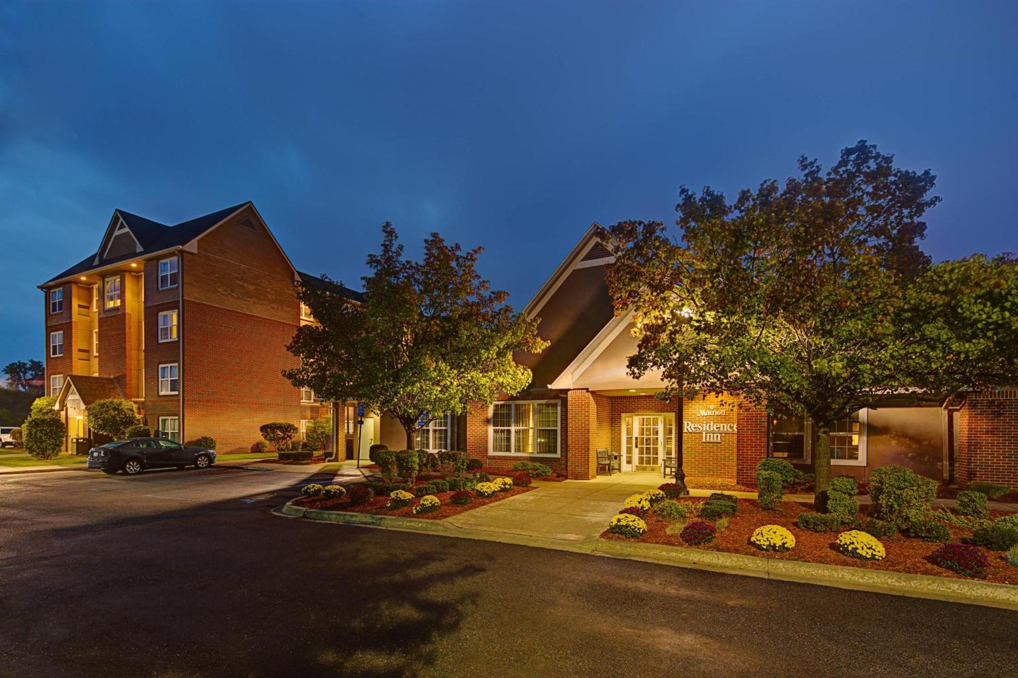 Residence Inn By Marriott Detroit Livonia Exterior foto